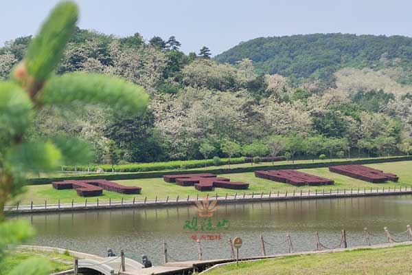 沈阳人购墓指南！棋盘山湖景陵园，环境服务双优